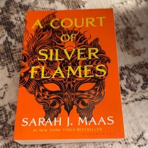 A Court of Silver Flames Book